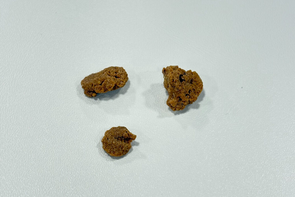 不揃いな粒の例1